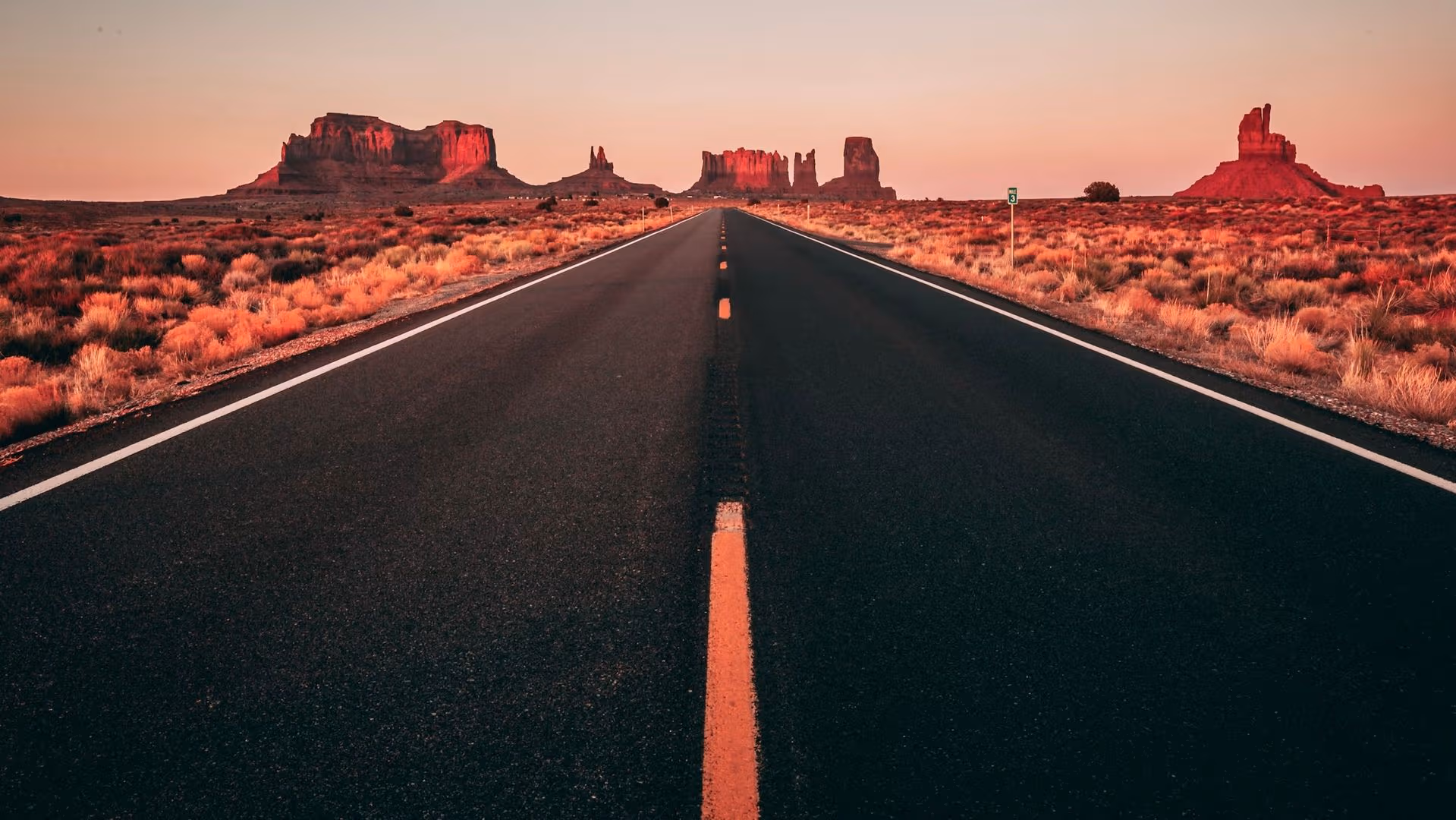 Arizona Road (Florian Schneider/Unsplash)