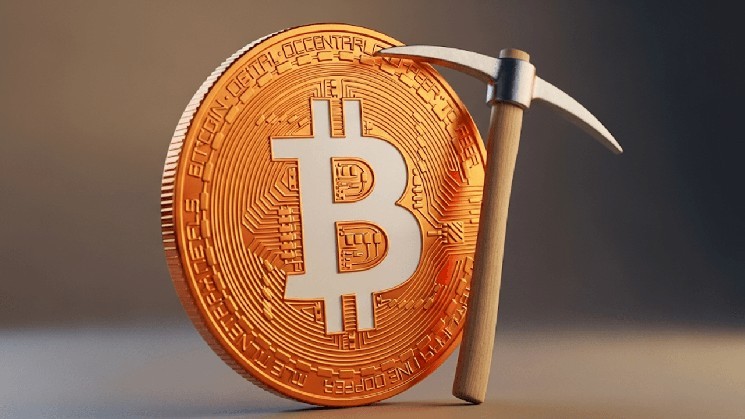 Bitcoin miners earned $1.66 billion in July, the best result since April 2024.