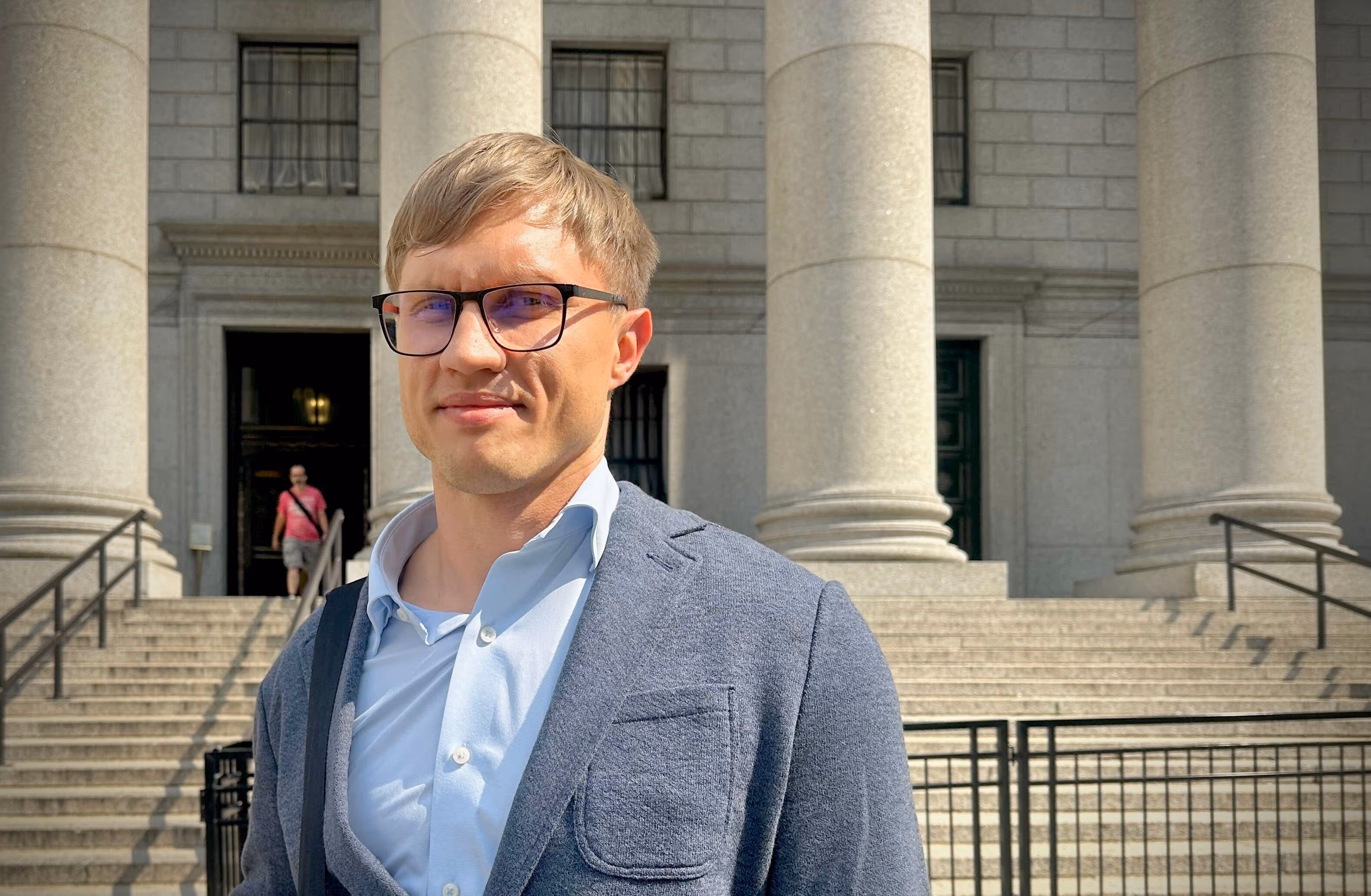 Tornado Cash Developer Roman Storm outside the Manhattan courthouse where he is being tried for criminal money laundering (CoinDesk/Cheyenne Ligon) 