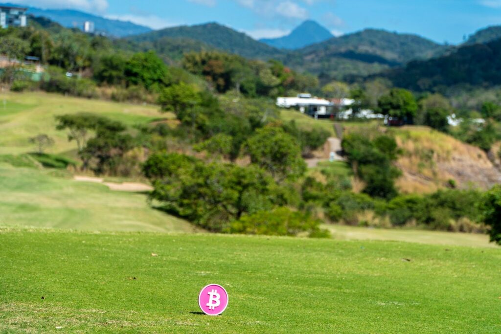 Le Championnat Open de Bitcoin se déroulera au prestigieux Glen Abbey Golf Club le 8 juin 2026. 12 Le Championnat Open de Bitcoin se déroulera au prestigieux Glen Abbey Golf Club le 8 juin 2026. 12