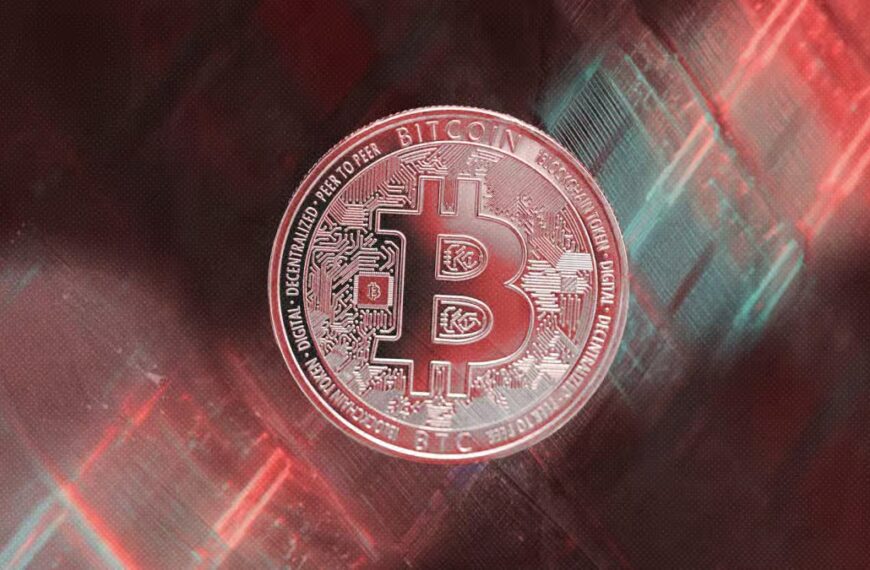 Bhutan Moves 100 BTC Amid $230M Outflows