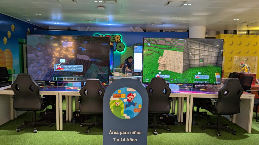 La Biblioteca BINAES Futurista de Bukele Combina Libros, Bitcoin y Juegos Familiares en la Capital Revitalizada 24 La Biblioteca BINAES Futurista de Bukele Combina Libros, Bitcoin y Juegos Familiares en la Capital Revitalizada 24