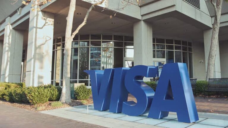 Visa: Stablecoins Reshaping Commerce Back End 15 Visa: Stablecoins Reshaping Commerce Back End 15